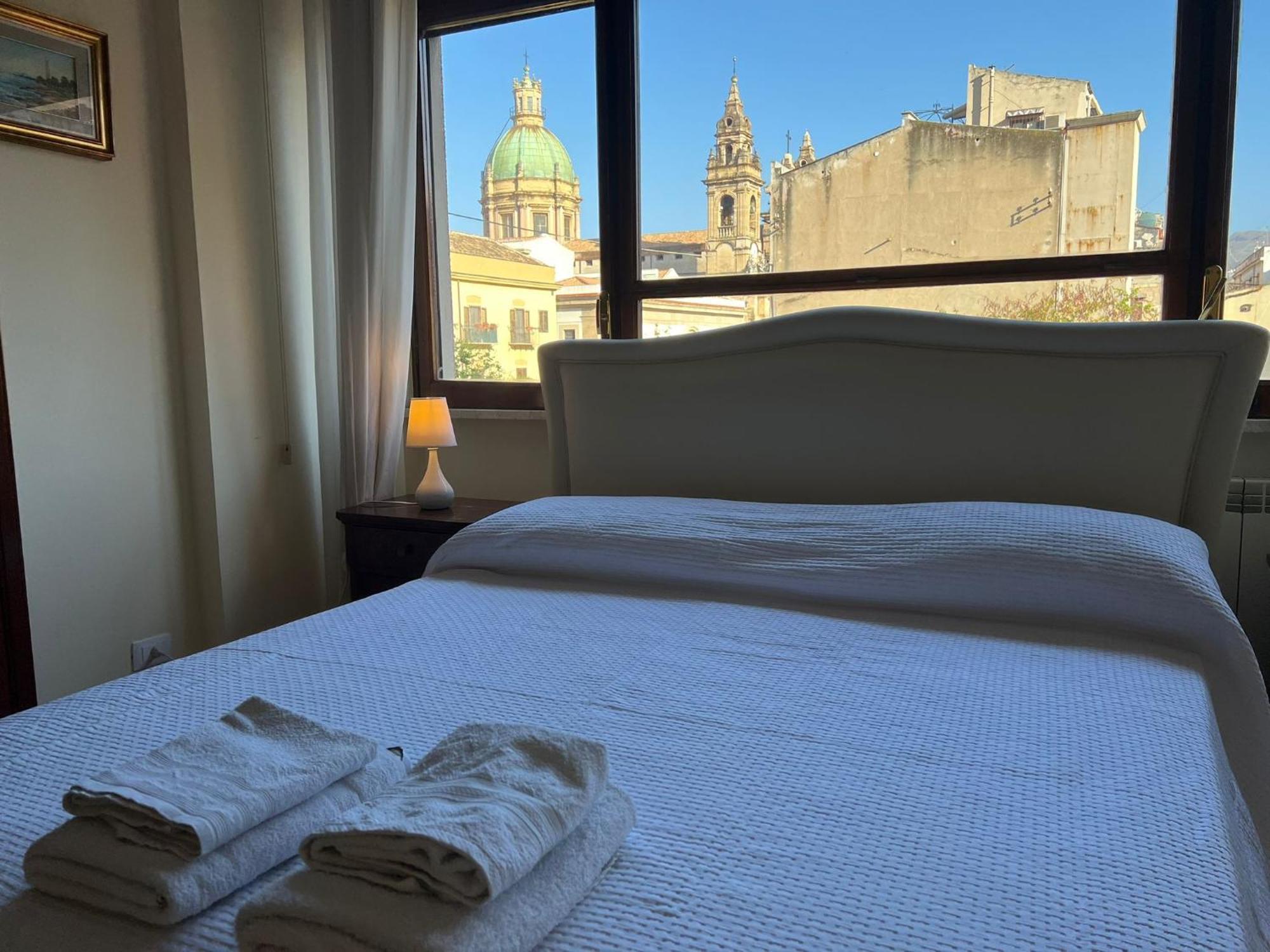 Cavoursuite Палермо Экстерьер фото